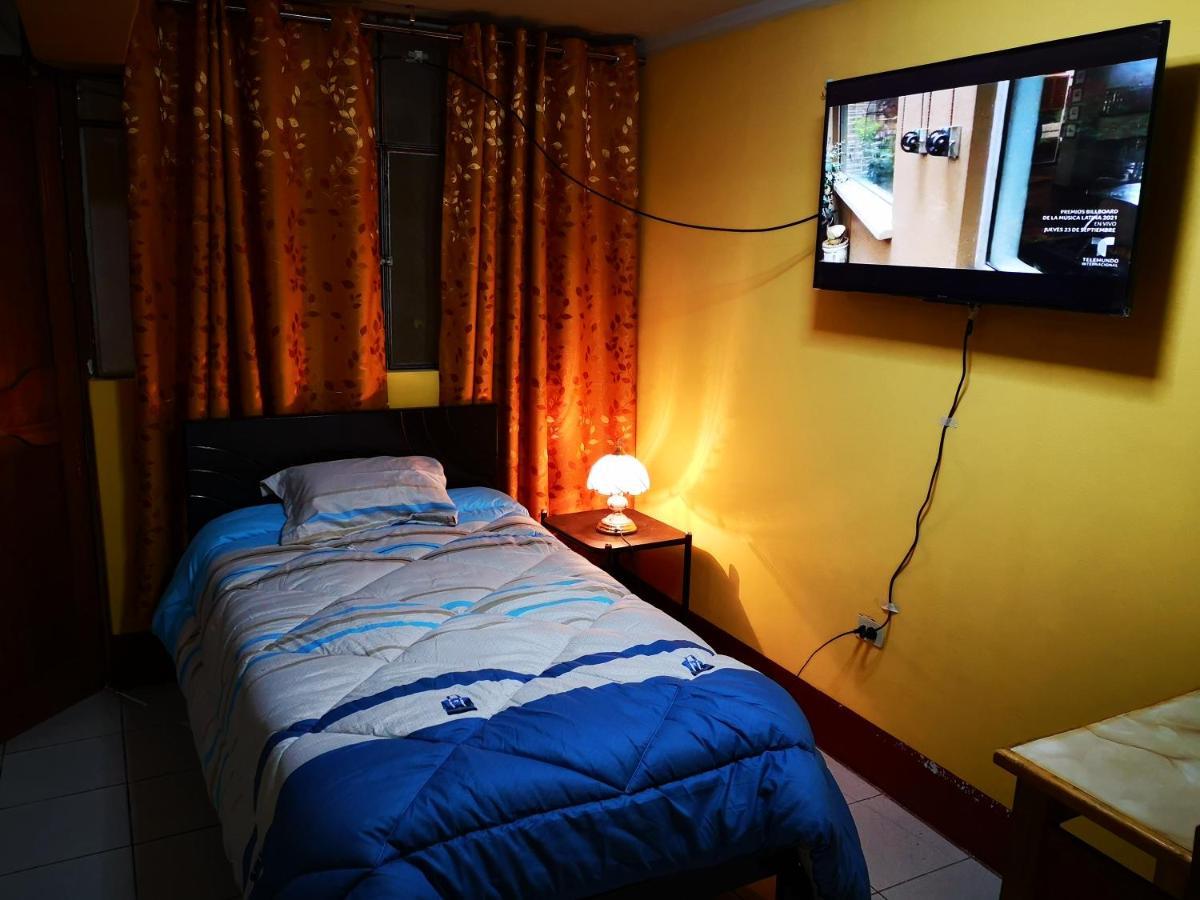 Hostel Las Gardenias איאקוצ'ו מראה חיצוני תמונה
